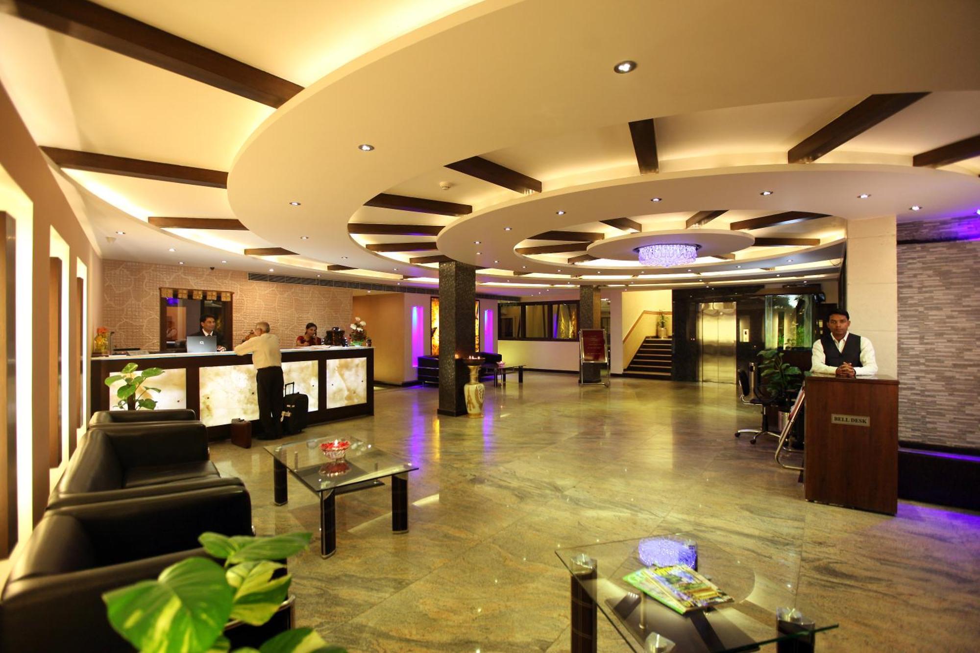 Airport Hotel Le Seasons Yeni Delhi Dış mekan fotoğraf